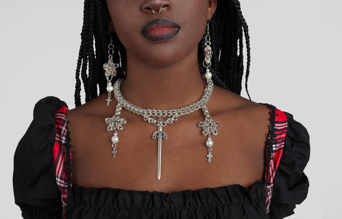 Collar espada