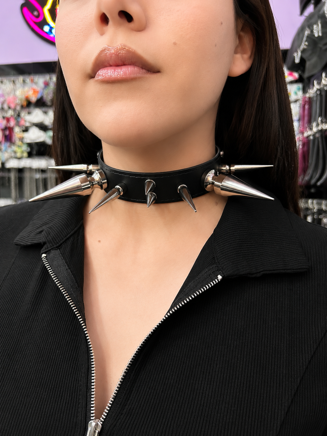 Choker bigspike - Charol