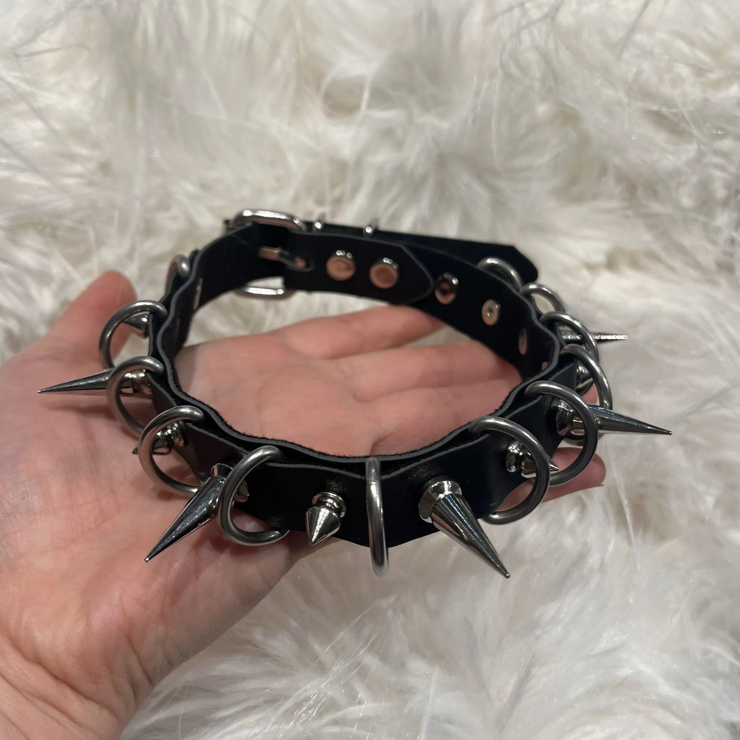 Choker Mave