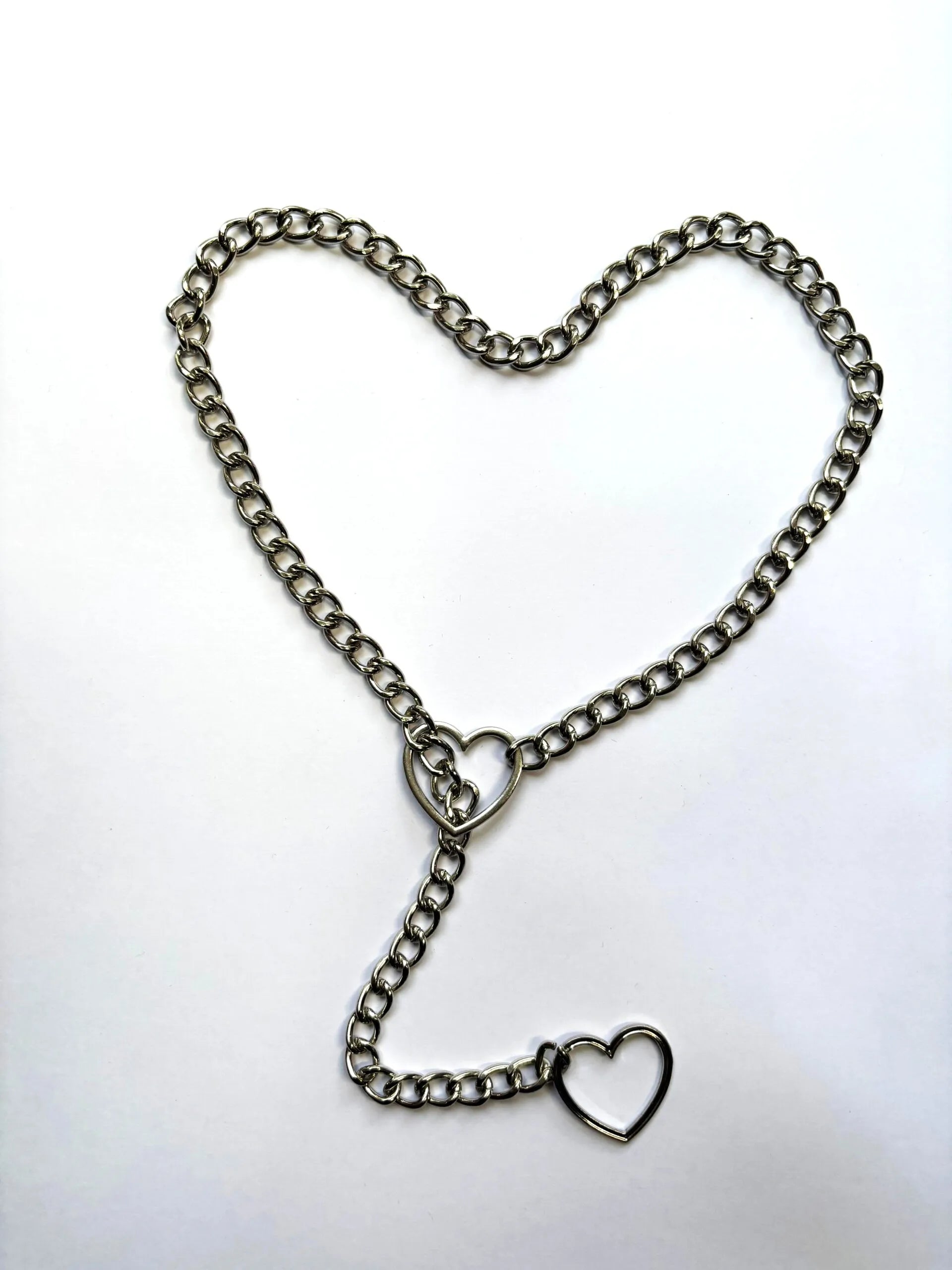 Collar o choker de Cadena con extremos corazones