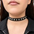 Choker pirámide pequeña